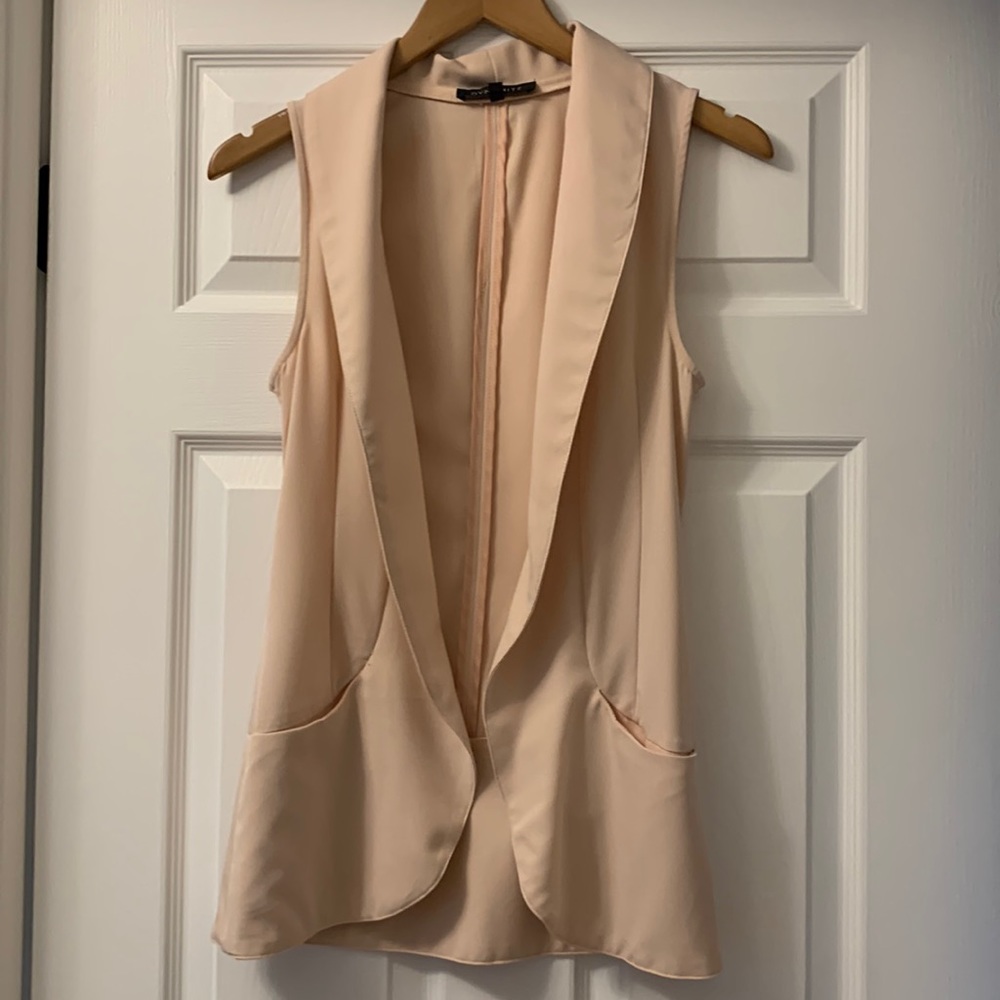DYNAMITE vest